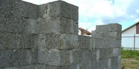 Pokládka dřevěného betonu: vlastnosti, odborná pomoc